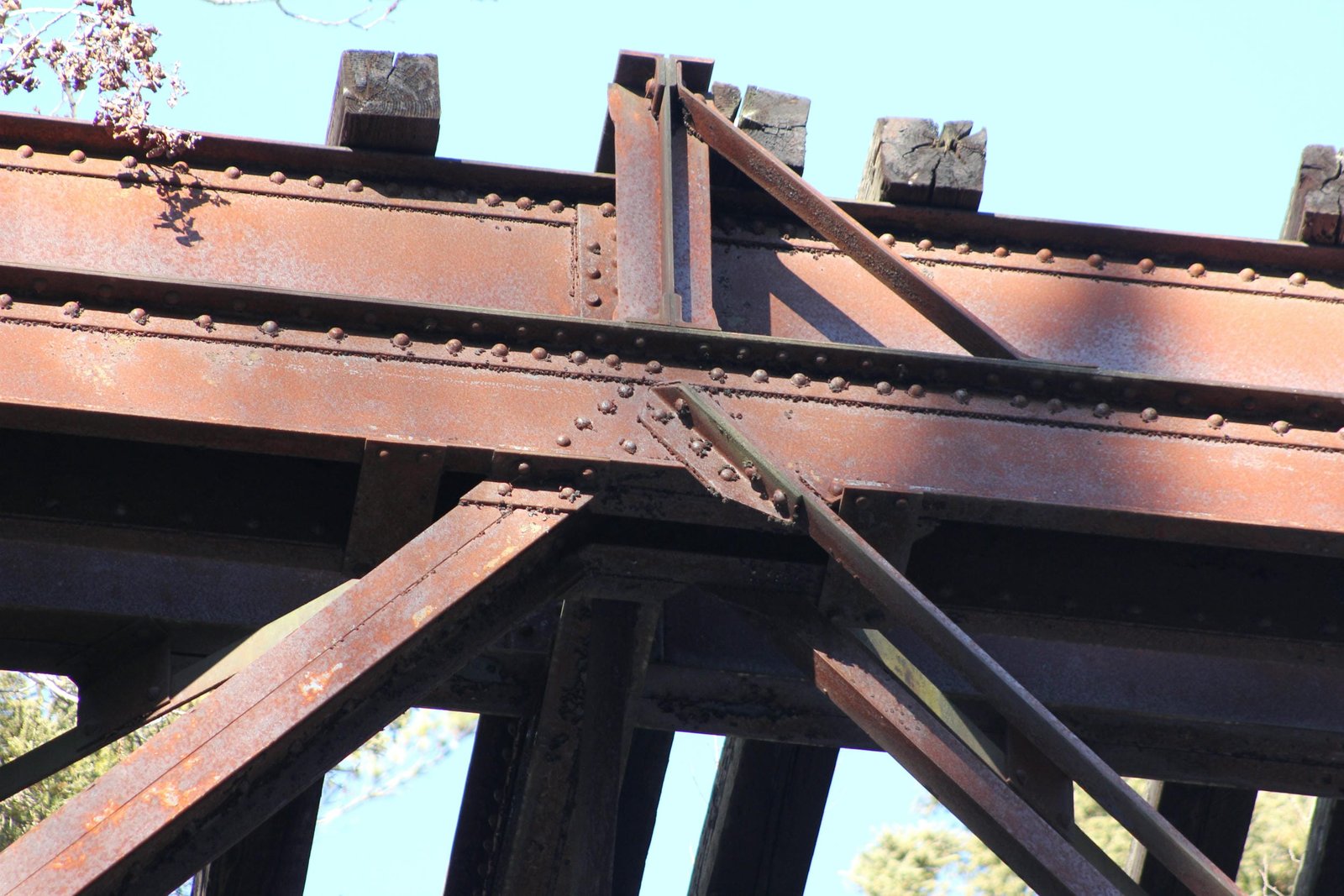 Upper connection